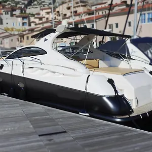 Yacht 22m Nuit Insolite Au Vieux Port, Marseille