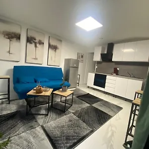 La Maison Bleue Hébergement de vacances Athis-Mons